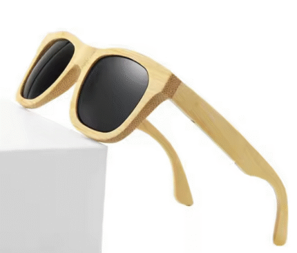 Lunettes de soleil en bois